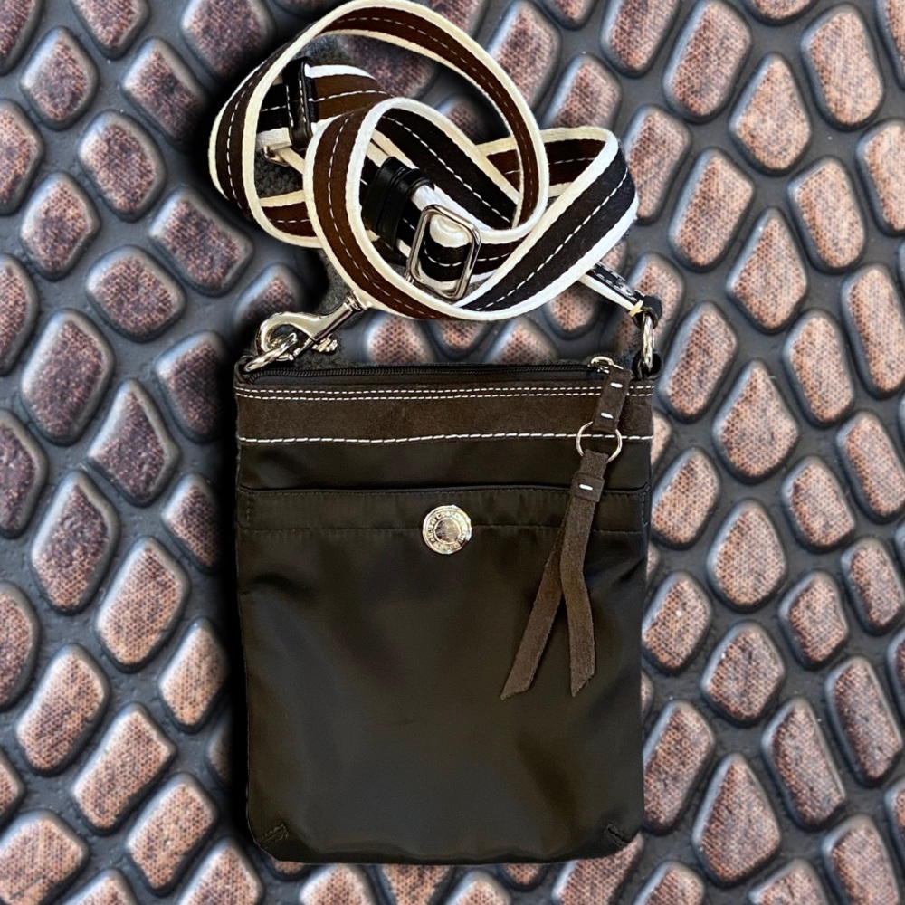 Coach crossbody bag adjustable strap